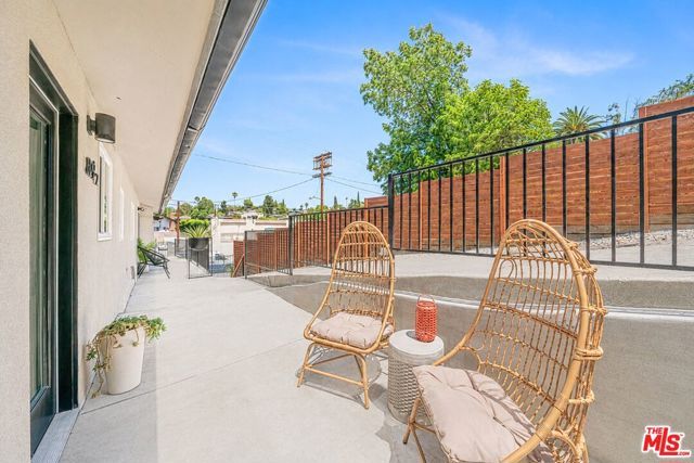 829 El Paso Drive, Los Angeles, CA 90042