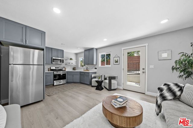 829 El Paso Drive, Los Angeles, CA 90042