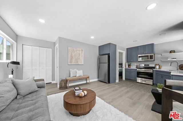 829 El Paso Drive, Los Angeles, CA 90042