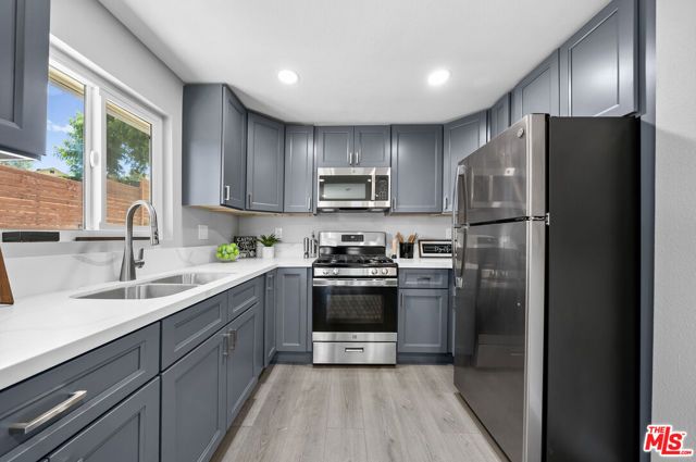 829 El Paso Drive, Los Angeles, CA 90042