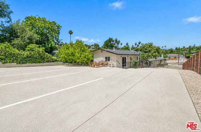 829 El Paso Drive, Los Angeles, CA 90042