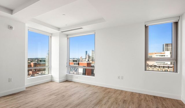 99 Kneeland St 501, Boston, MA 02111