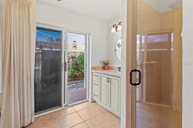 6101 34TH STREET W 14B, Bradenton, FL 34210