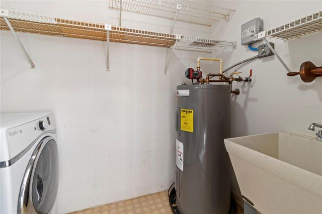 6101 34TH STREET W 14B, Bradenton, FL 34210