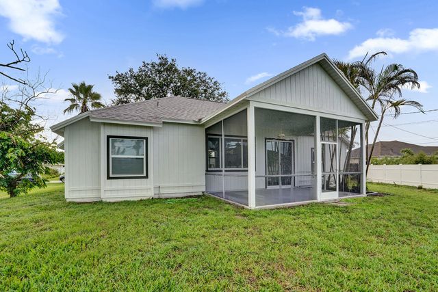 1237 SW Edinburgh Drive, Port St. Lucie, Port St Lucie, FL 34953