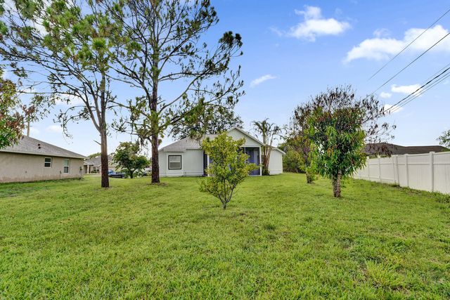 1237 SW Edinburgh Drive, Port St. Lucie, Port St Lucie, FL 34953