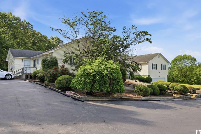 1755 W. Slaughter Rd., Mayfield, KY 42066