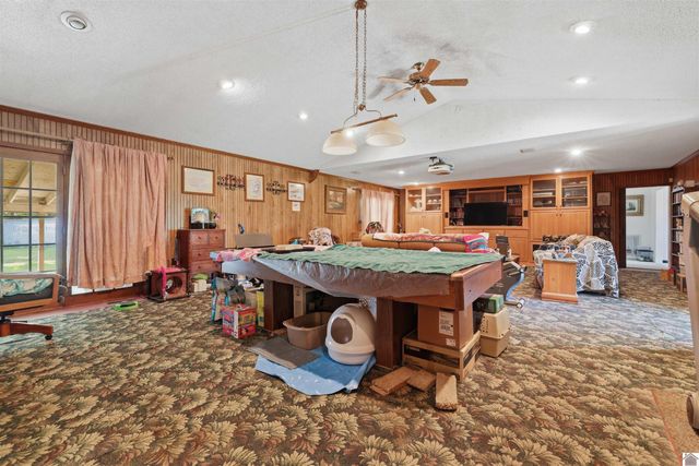 1755 W. Slaughter Rd., Mayfield, KY 42066