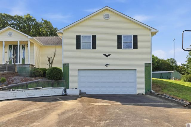 1755 W. Slaughter Rd., Mayfield, KY 42066