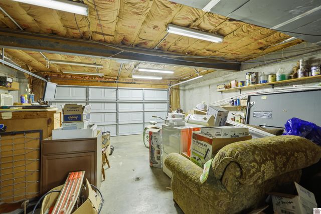 1755 W. Slaughter Rd., Mayfield, KY 42066