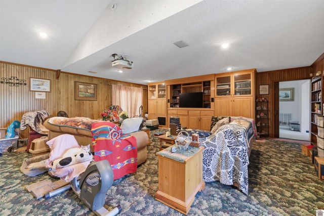 1755 W. Slaughter Rd., Mayfield, KY 42066