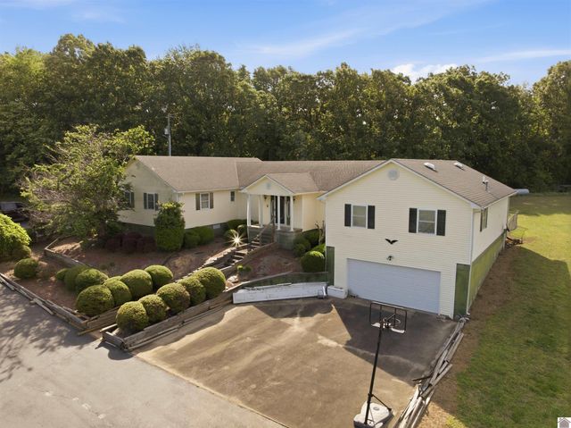 1755 W. Slaughter Rd., Mayfield, KY 42066