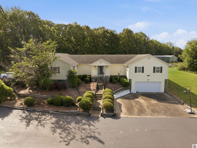 1755 W. Slaughter Rd., Mayfield, KY 42066