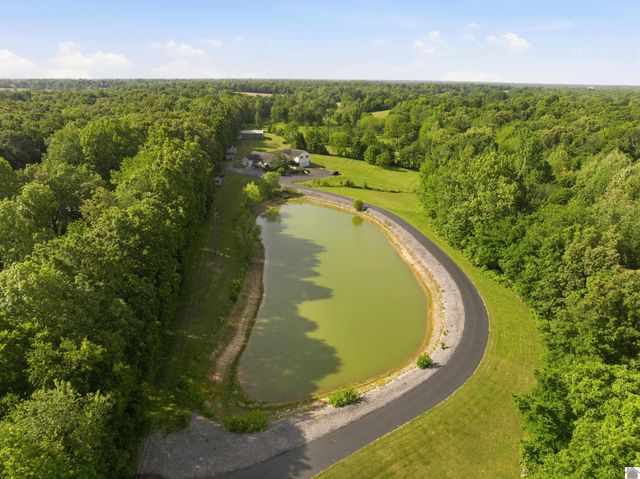 1755 W. Slaughter Rd., Mayfield, KY 42066
