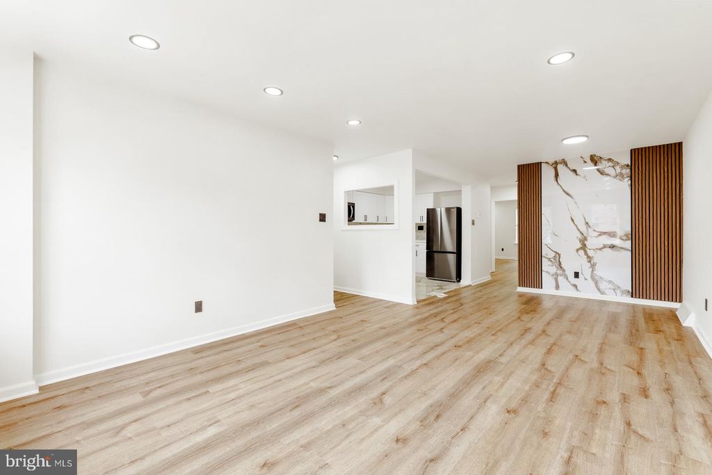 12084 ABBY RD, PHILADELPHIA, PA 19154 — photo 5