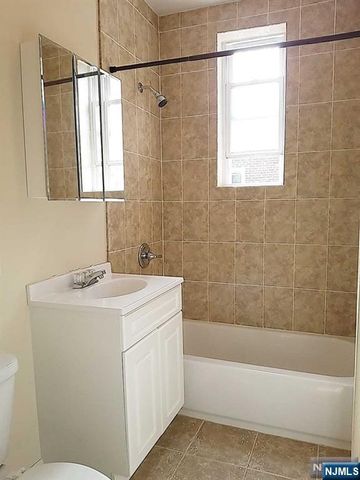 411 Highland Avenue C3, Palisades Park, NJ 07650