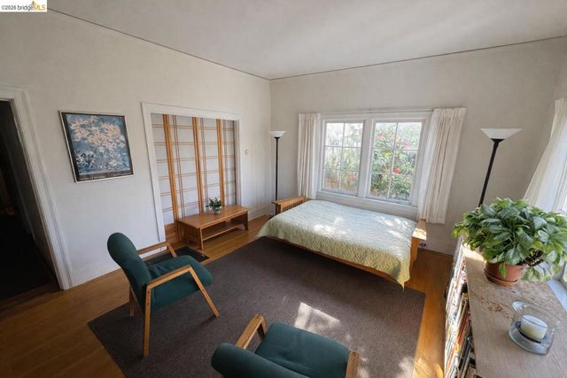 6100 Chabot road, Oakland, CA 94618