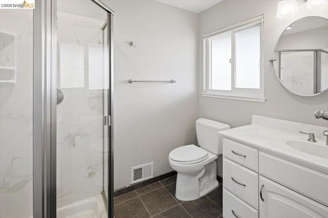 733 Daffodil Way, Concord, CA 94518