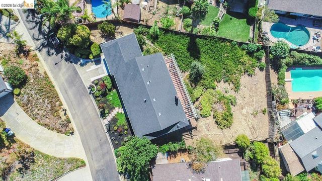 733 Daffodil Way, Concord, CA 94518
