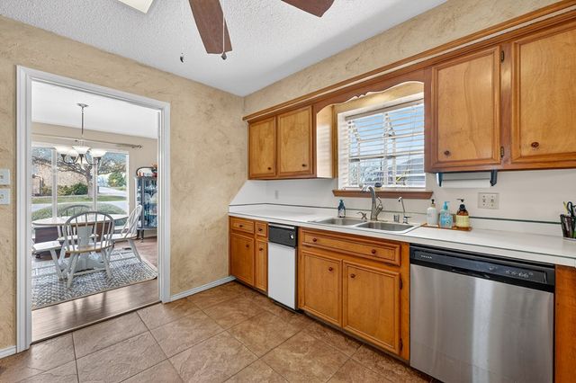 3801 Crestgate Ave, Midland, TX 79707