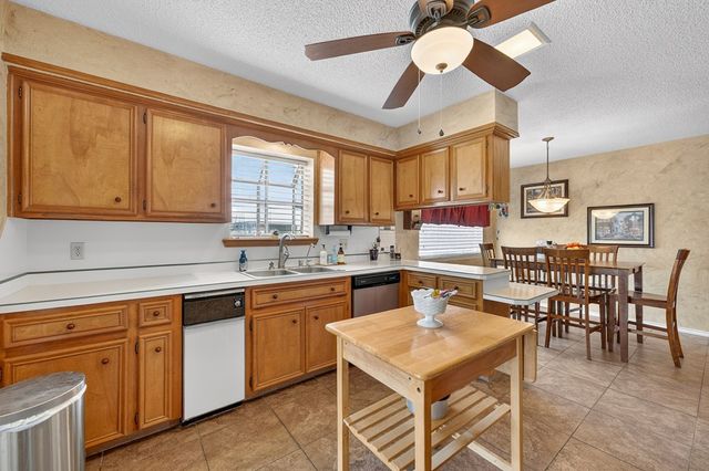 3801 Crestgate Ave, Midland, TX 79707