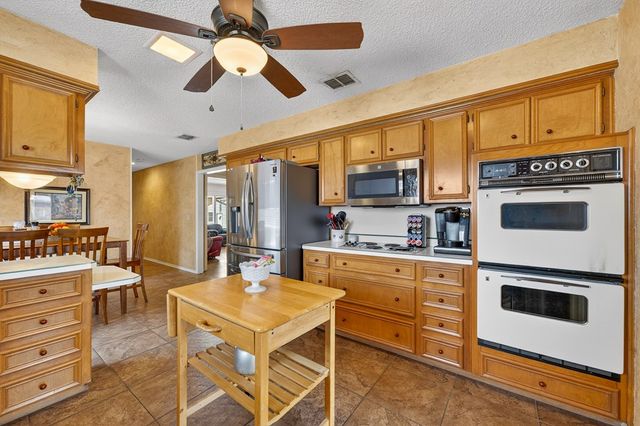 3801 Crestgate Ave, Midland, TX 79707