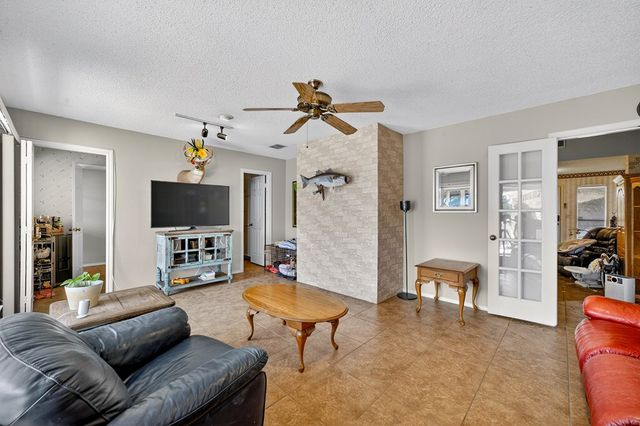 3801 Crestgate Ave, Midland, TX 79707