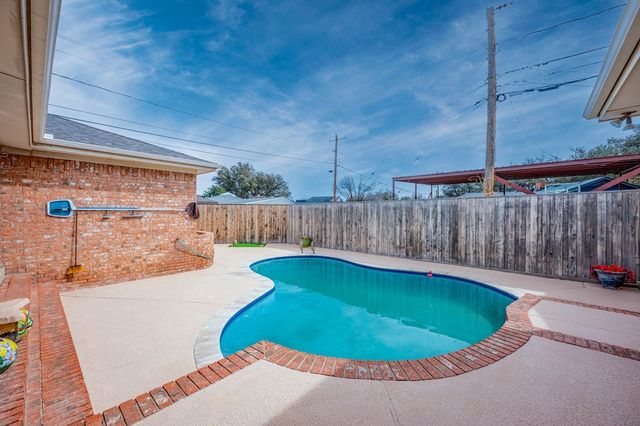 3801 Crestgate Ave, Midland, TX 79707