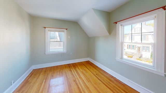11 Webster St, Quincy, MA 02171