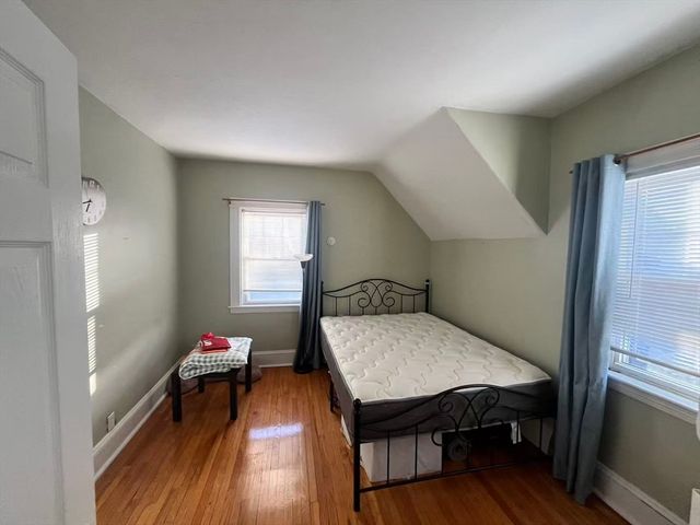 11 Webster St, Quincy, MA 02171