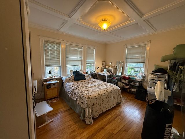 11 Webster St, Quincy, MA 02171