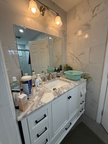11 Webster St, Quincy, MA 02171