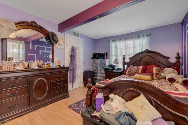 816 20th St, West Palm Beach, FL 33407