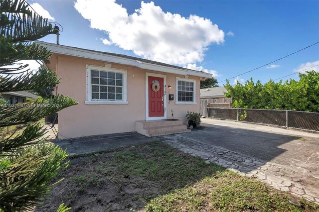 816 20th St, West Palm Beach, FL 33407