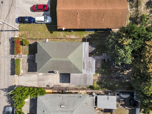 816 20th St, West Palm Beach, FL 33407