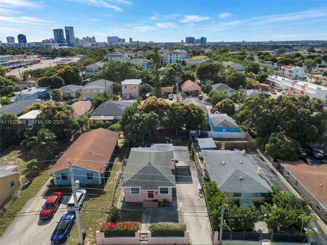 816 20th St, West Palm Beach, FL 33407