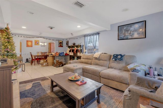 816 20th St, West Palm Beach, FL 33407