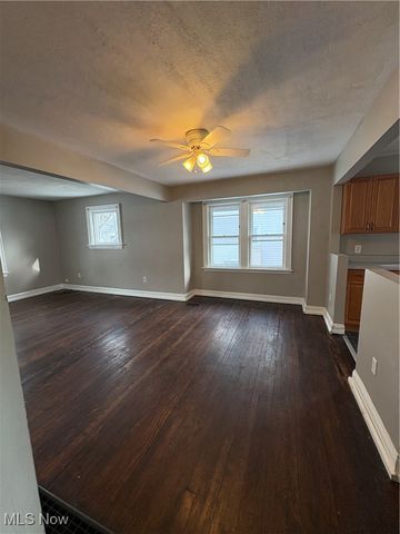 1364 Eastwood Avenue, Akron, OH 44305