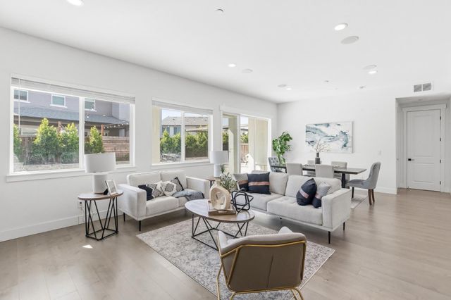 17214 Bowling Court, Lathrop, CA 95330