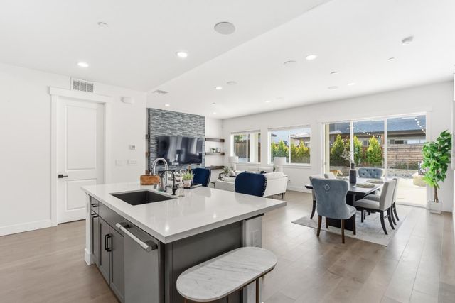 17214 Bowling Court, Lathrop, CA 95330