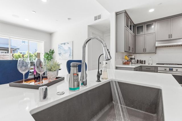 17214 Bowling Court, Lathrop, CA 95330