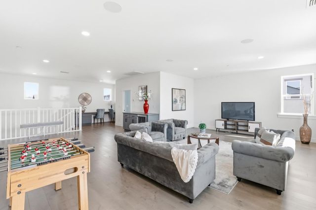 17214 Bowling Court, Lathrop, CA 95330