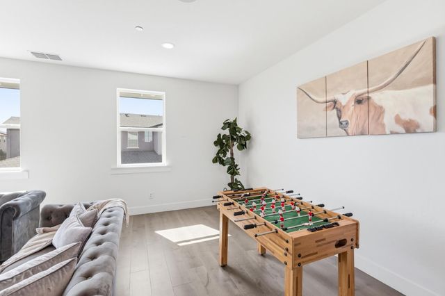 17214 Bowling Court, Lathrop, CA 95330