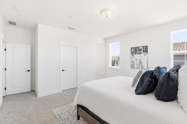 17214 Bowling Court, Lathrop, CA 95330