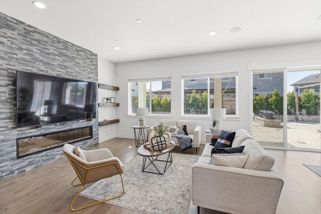 17214 Bowling Court, Lathrop, CA 95330