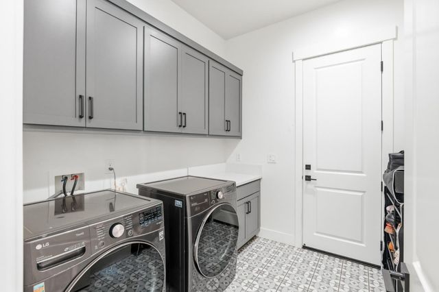 17214 Bowling Court, Lathrop, CA 95330