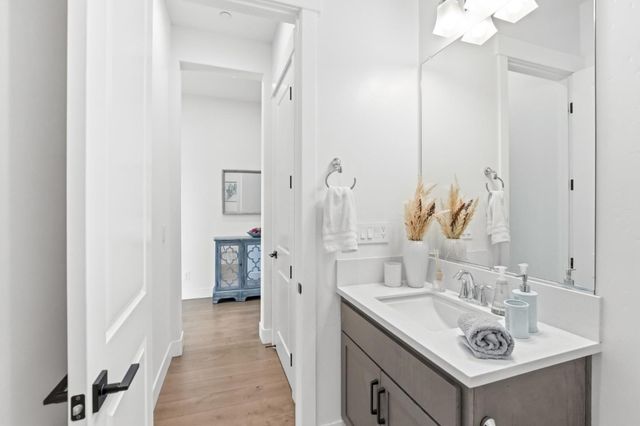 17214 Bowling Court, Lathrop, CA 95330