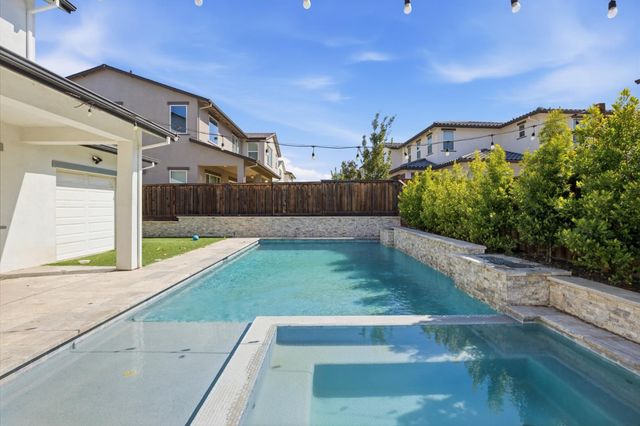 17214 Bowling Court, Lathrop, CA 95330