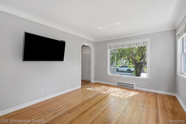 316 S Edison Avenue, Royal Oak, MI 48067