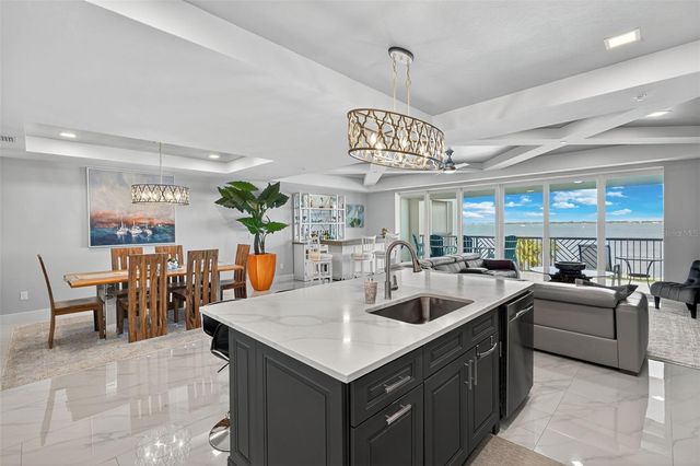 1425 PARK BEACH CIRCLE 136, Punta Gorda, FL 33950